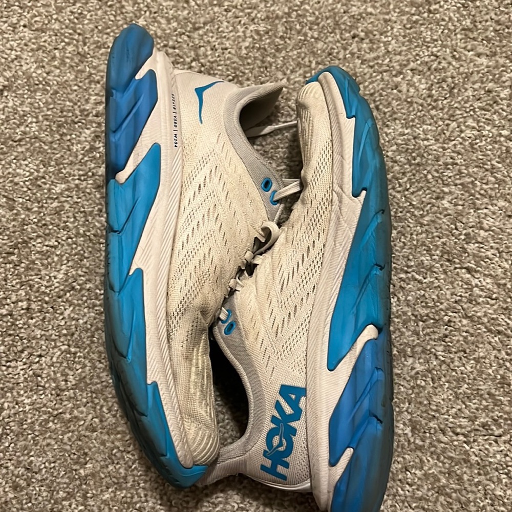 HOKAS !!